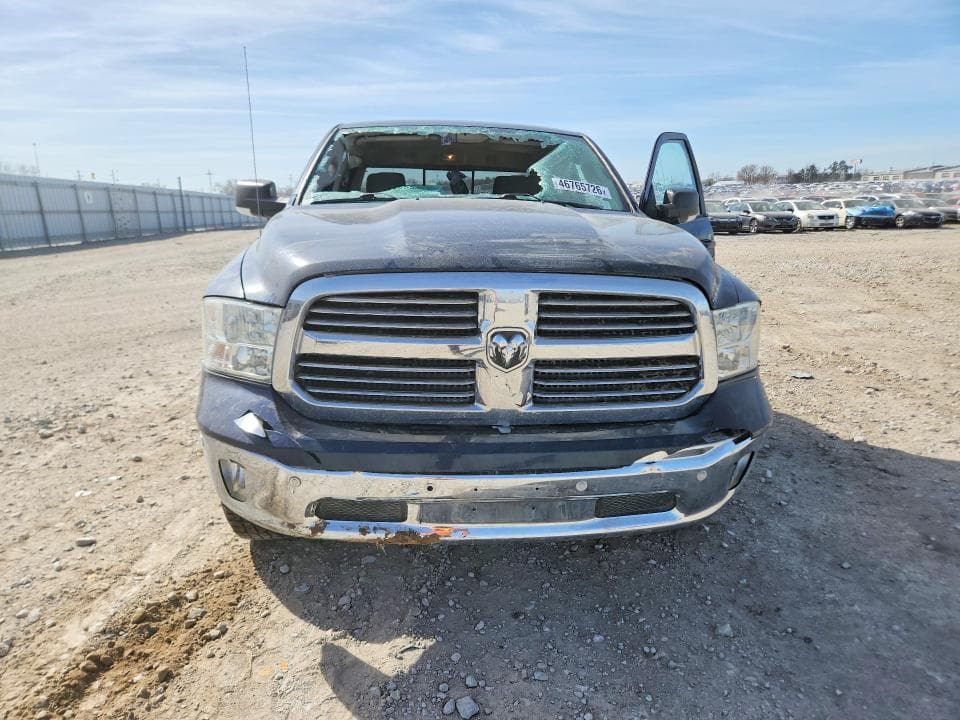 2019 RAM 1500 CLASSIC SLT 5