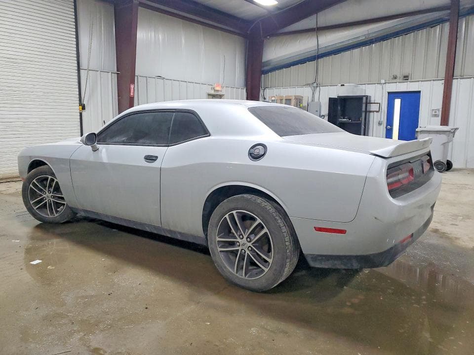 2019 DODGE CHALLENGER SXT 2