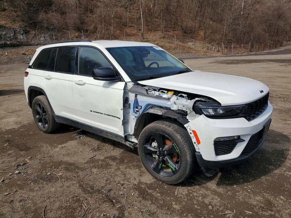 2023 JEEP GRAND CHEROKEE 4