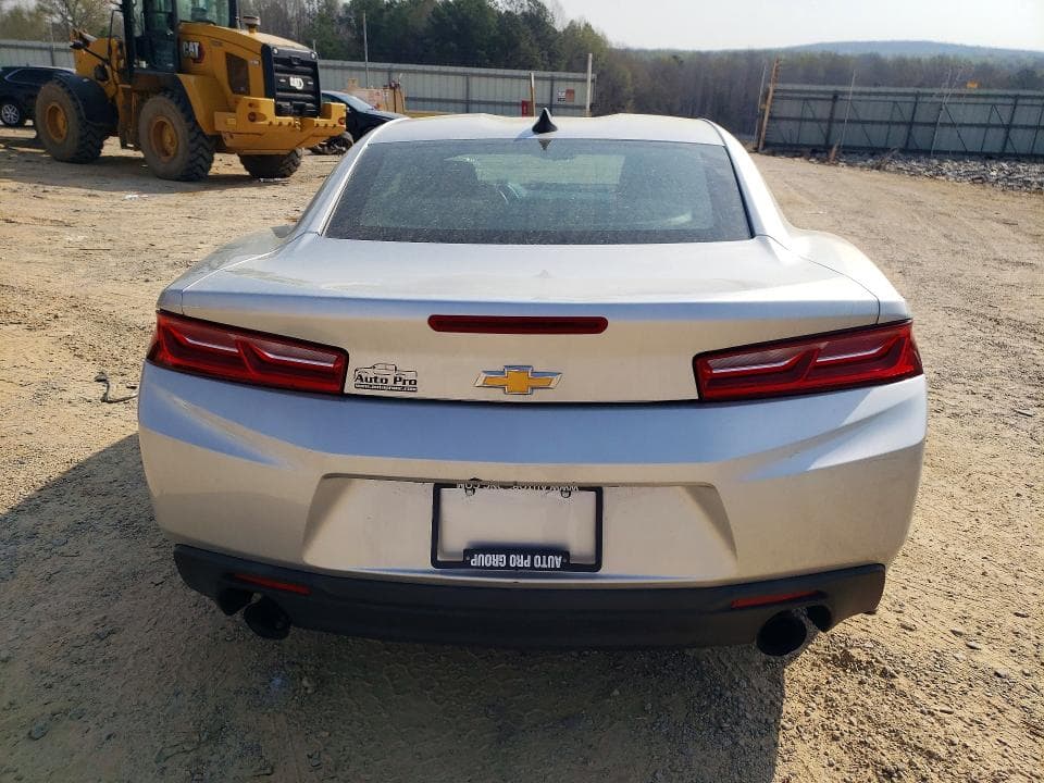 2018 CHEVROLET CAMARO LT 6
