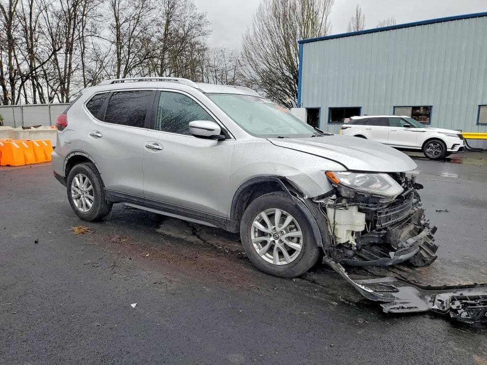 2018 NISSAN ROGUE SV 4