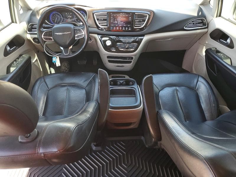 2018 CHRYSLER PACIFICA TOURING L 8