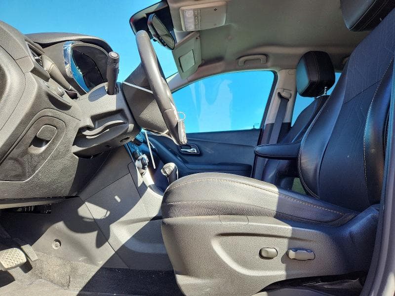 2020 CHEVROLET TRAX 1LT 7