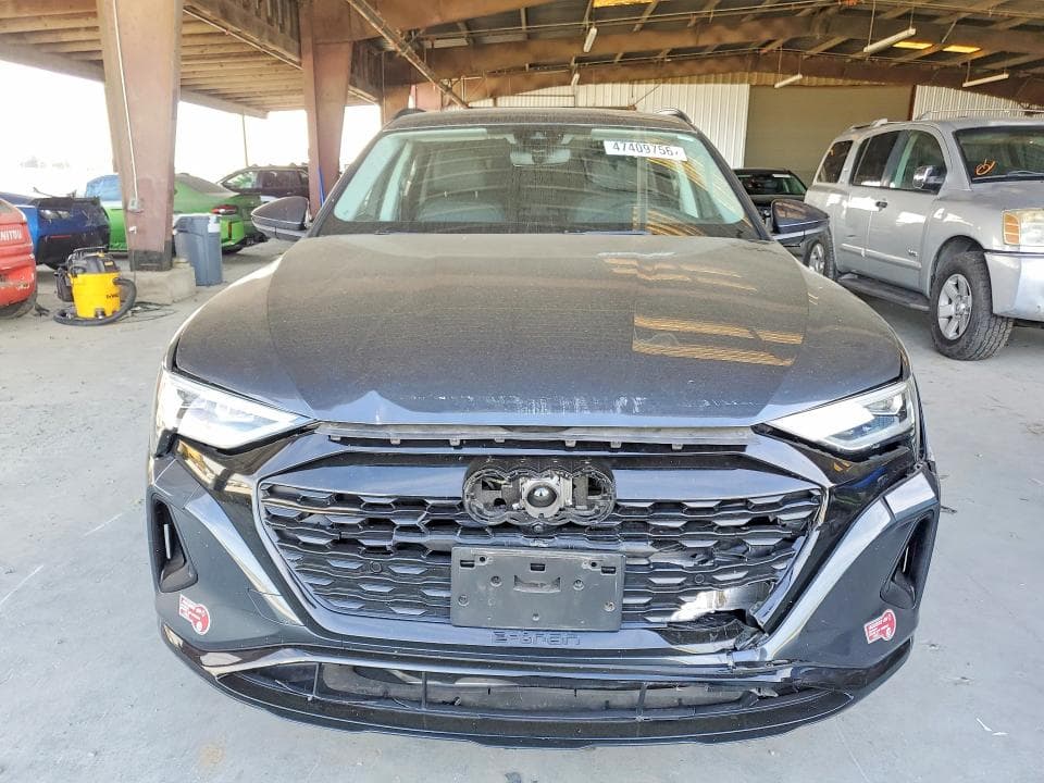 2024 AUDI Q8 E-TRON PREMIUM PLUS 5