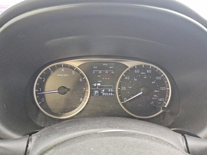 2019 NISSAN KICKS S 9