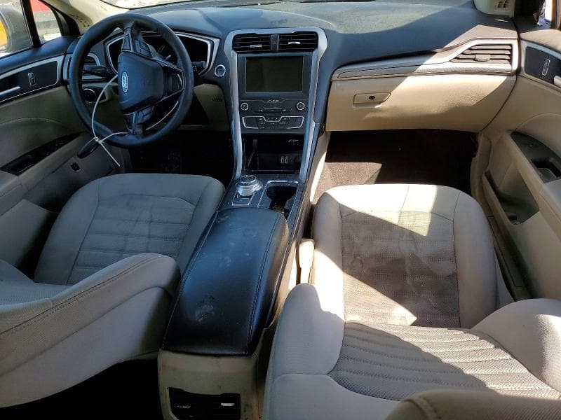 2020 FORD FUSION SE 8