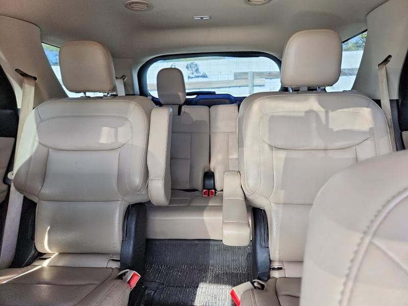 2020 FORD EXPLORER XLT 10