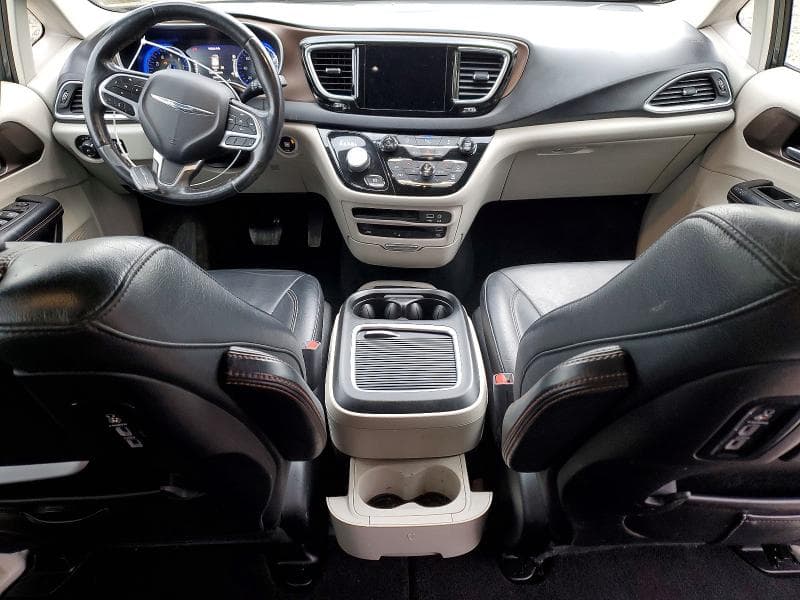 2019 CHRYSLER PACIFICA 8