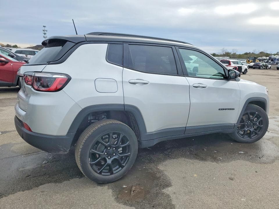 2024 JEEP COMPASS LATITUDE 3