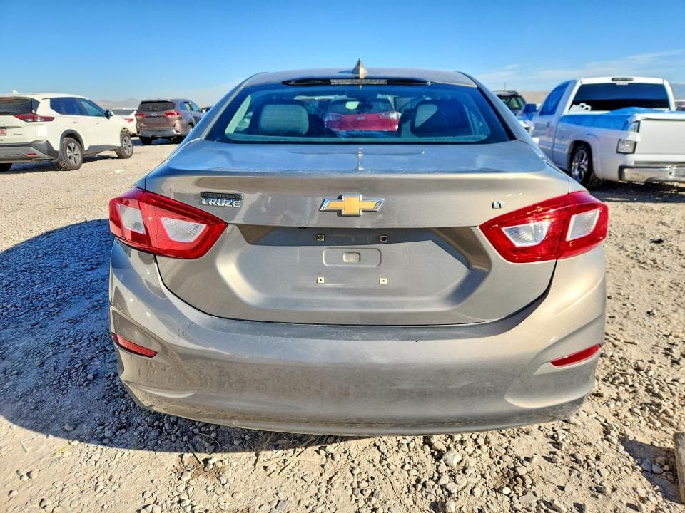 2017 CHEVROLET CRUZE LT 6