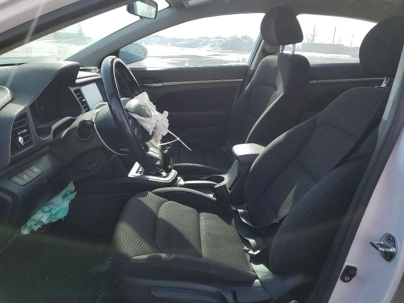 2019 HYUNDAI ELANTRA SE 7