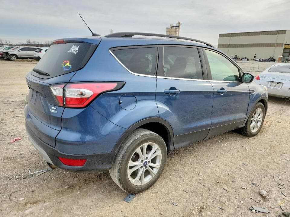 2018 FORD ESCAPE SE 3