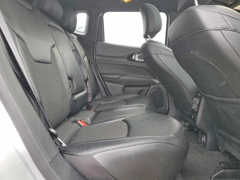 2024 JEEP COMPASS LATITUDE 11