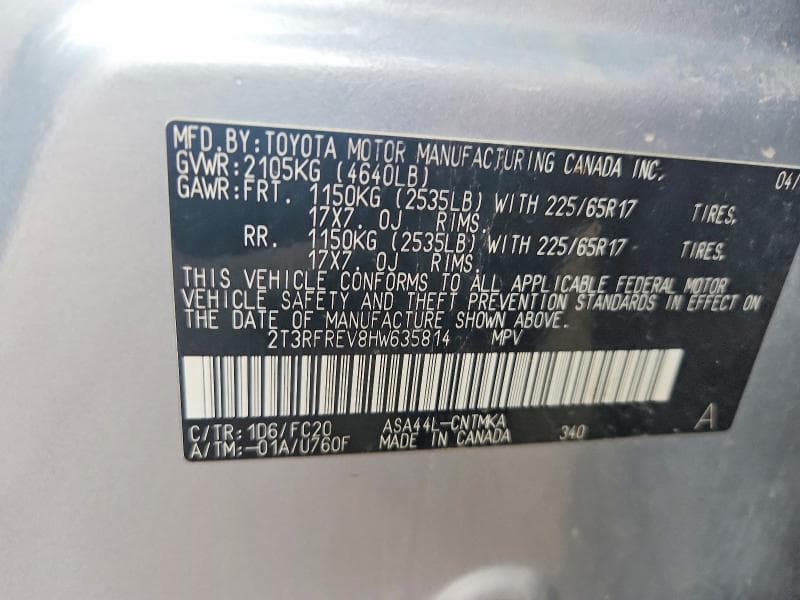 2017 TOYOTA RAV4 XLE 12