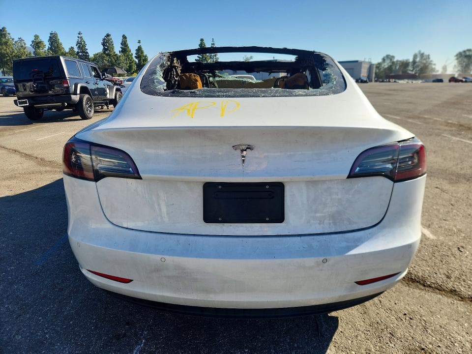 2019 TESLA MODEL 3 6