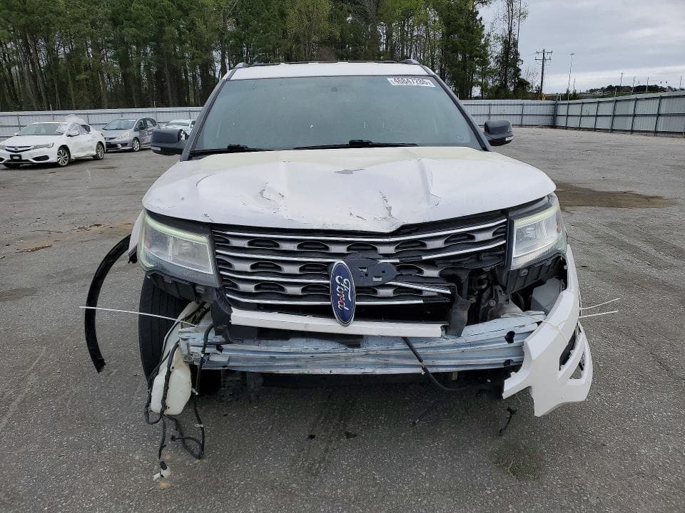 2017 FORD EXPLORER XLT 5