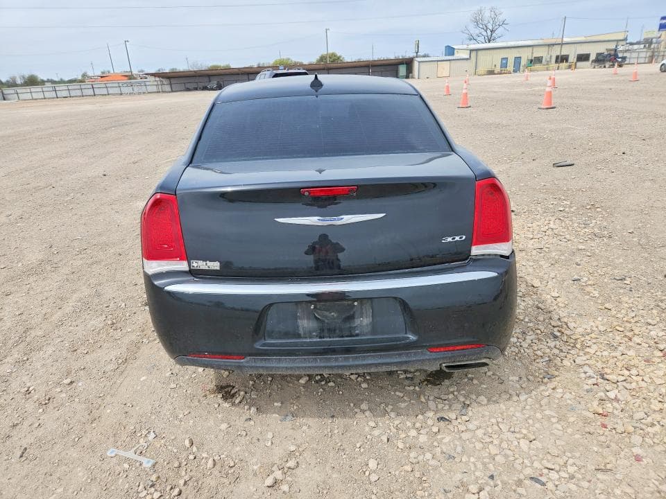 2020 CHRYSLER 300 TOURING 6