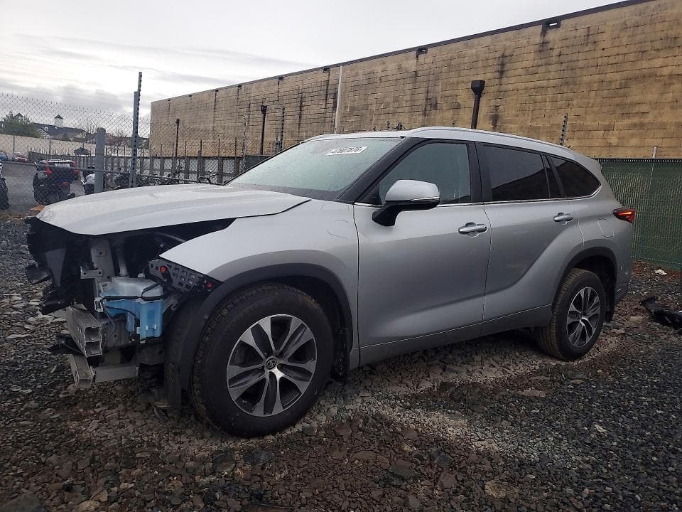 2024 TOYOTA HIGHLANDER