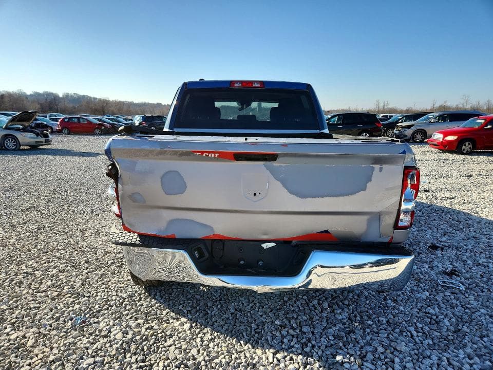 2021 RAM 1500 CLASSIC SLT 6