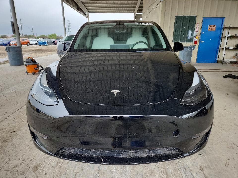 2022 TESLA MODEL Y 5