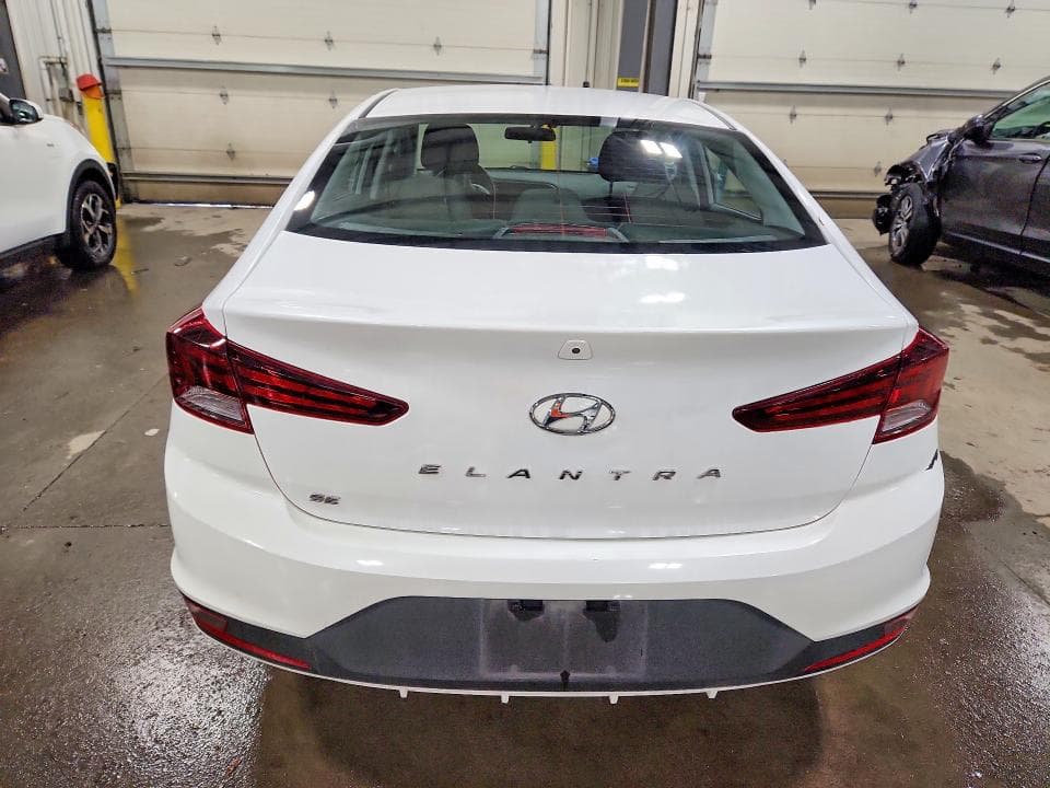2020 HYUNDAI ELANTRA SE 6