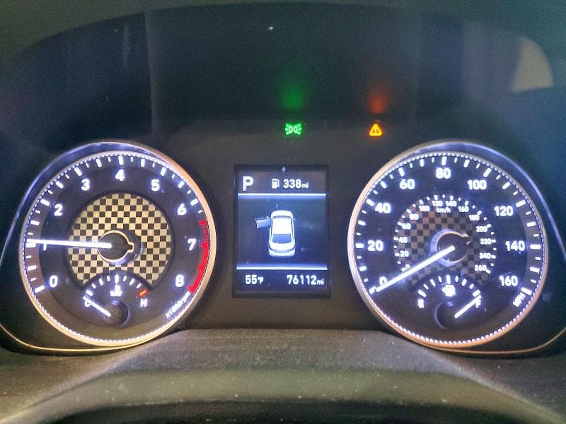 2020 HYUNDAI ELANTRA SEL 9