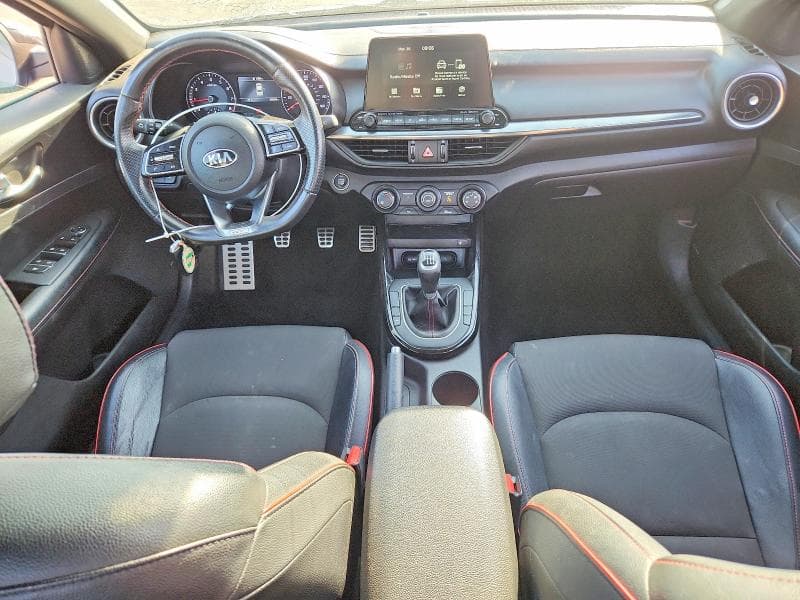 2021 KIA FORTE GT 8