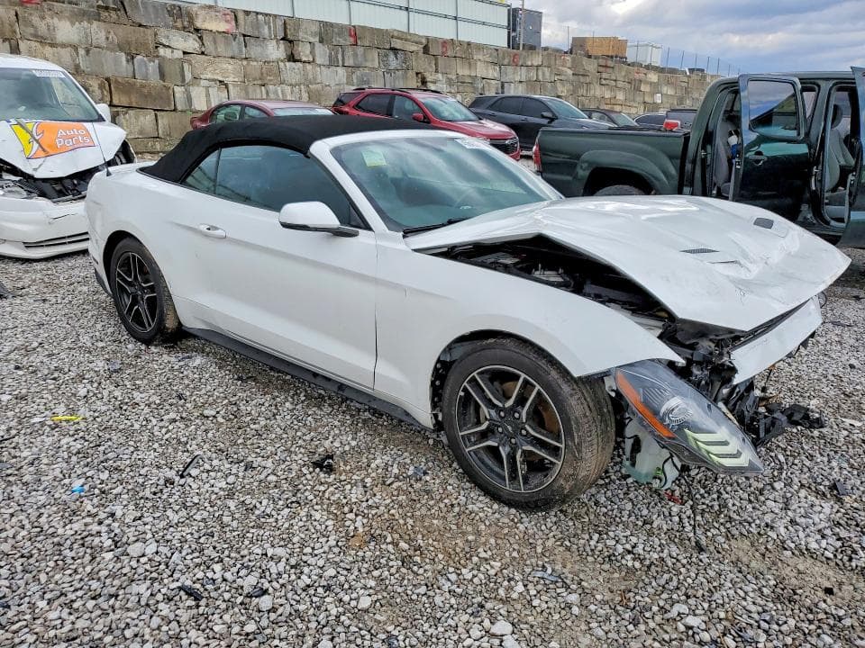 2018 FORD MUSTANG 4