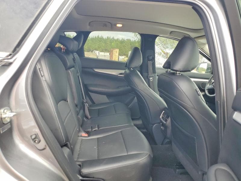2021 INFINITI QX50 ESSENTIAL 10