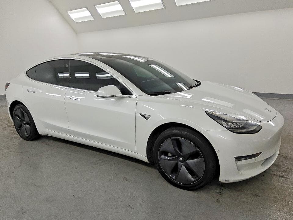 2019 TESLA MODEL 3 4