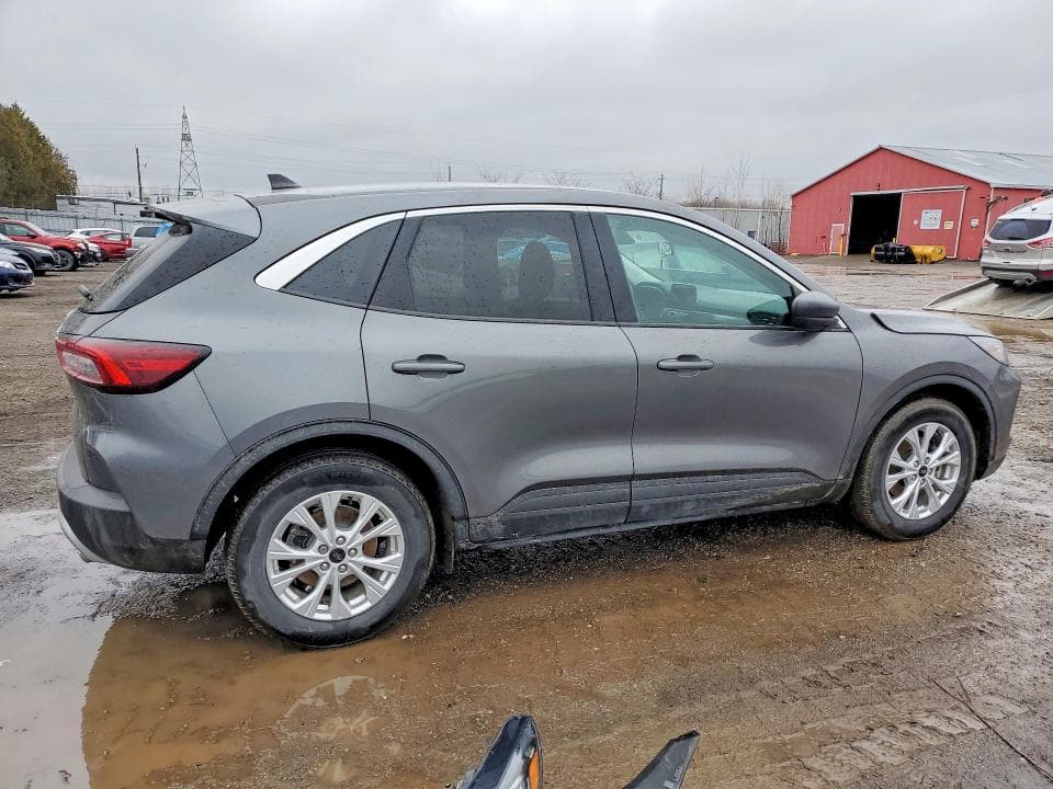 2023 FORD ESCAPE ACTIVE 3