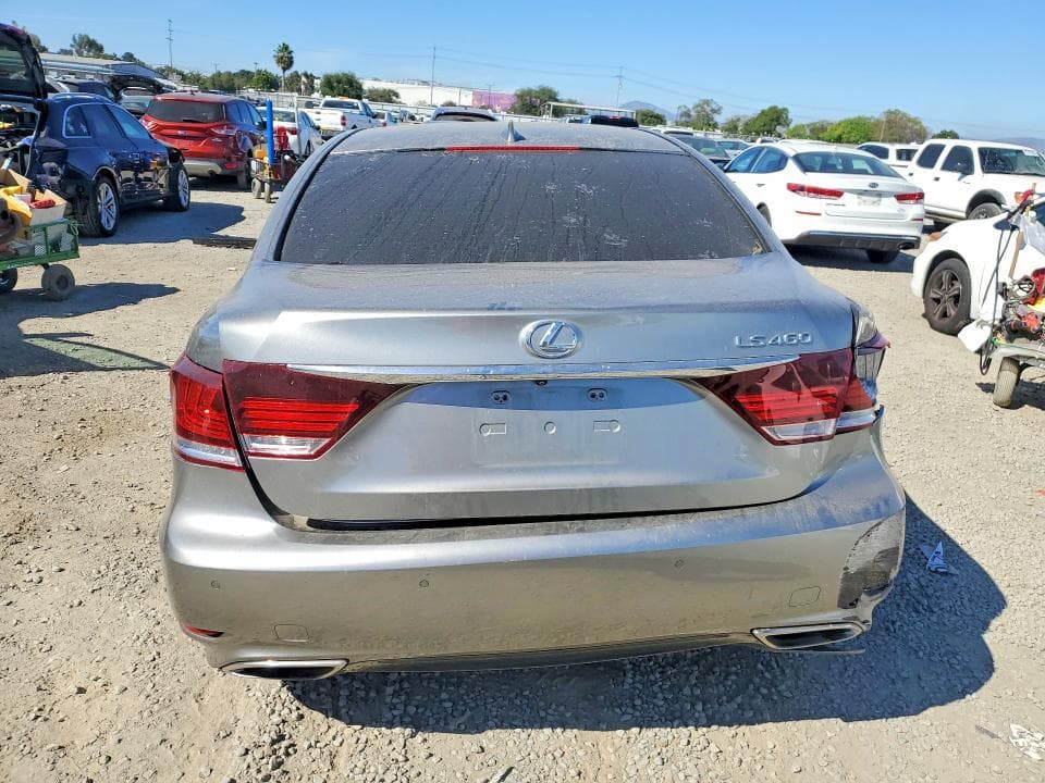 2017 LEXUS LS 460 BASE 6