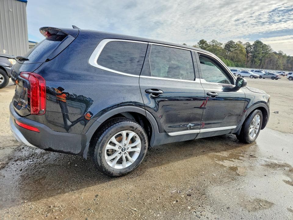 2020 KIA TELLURIDE LX 3