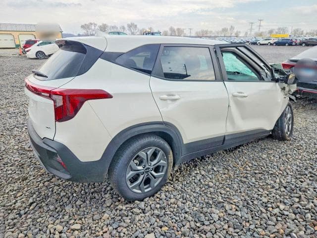 2026 KIA SELTOS LX 3