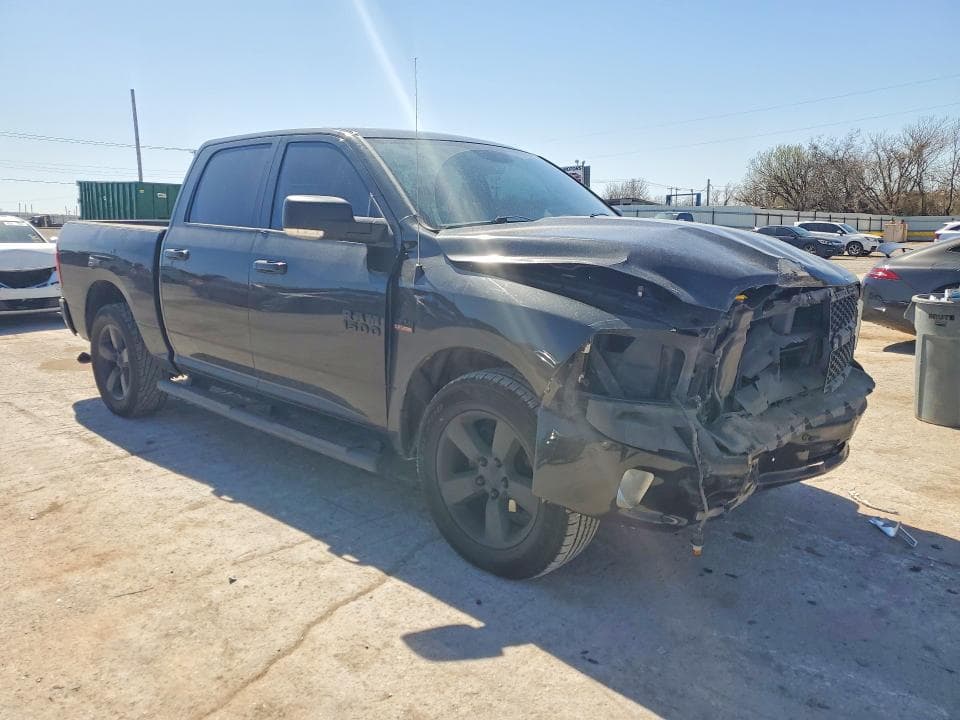 2018 RAM 1500 SLT 4