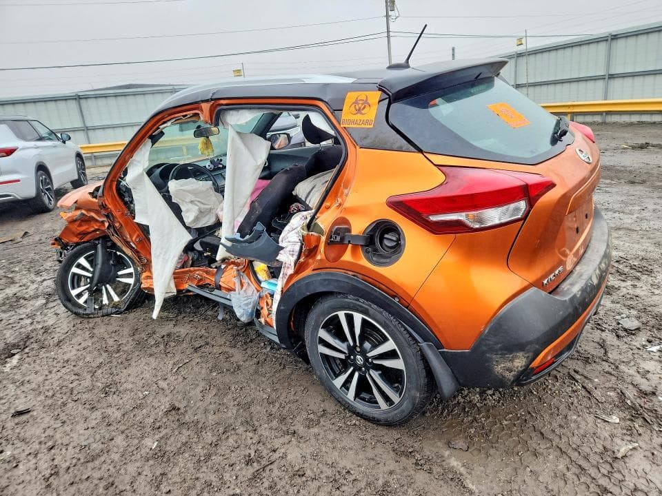 2019 NISSAN KICKS SR 2