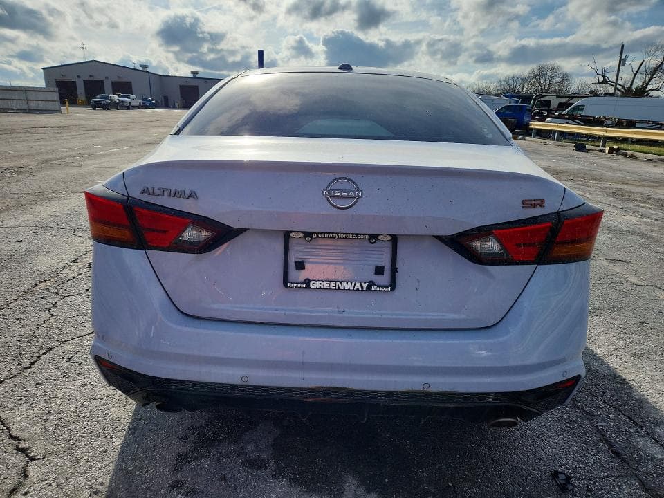 2024 NISSAN ALTIMA SR 6
