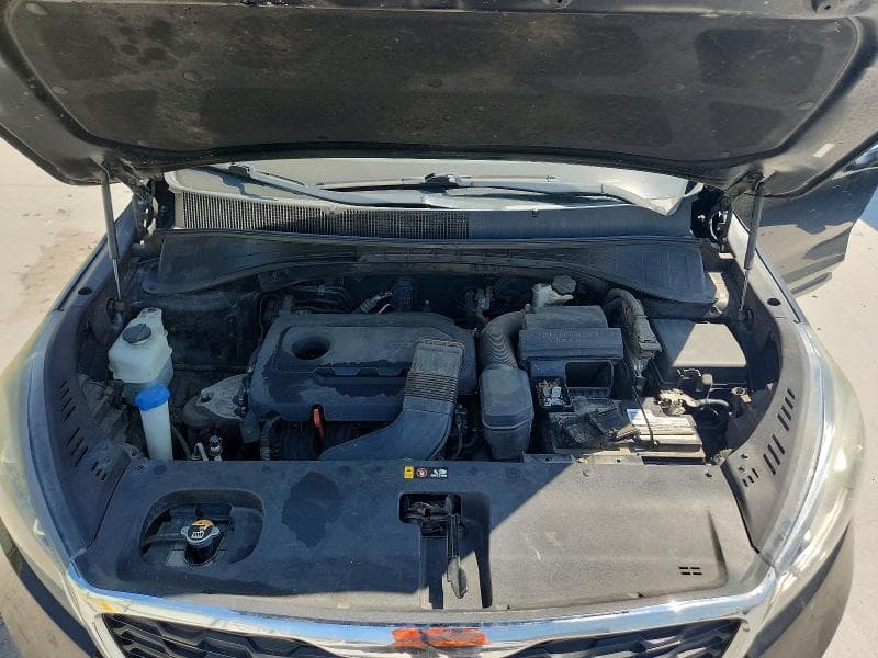 2019 KIA SORENTO 12