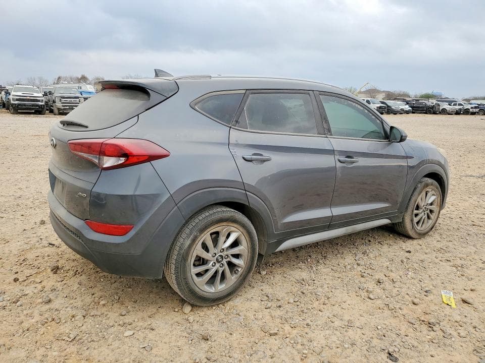 2018 HYUNDAI TUCSON SEL 3