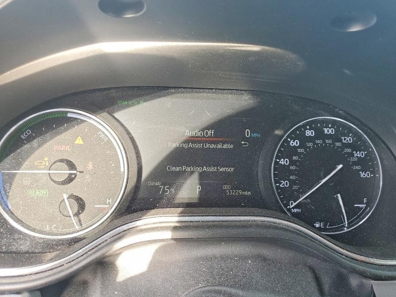 2019 TOYOTA AVALON HYBRID LIMITED 9