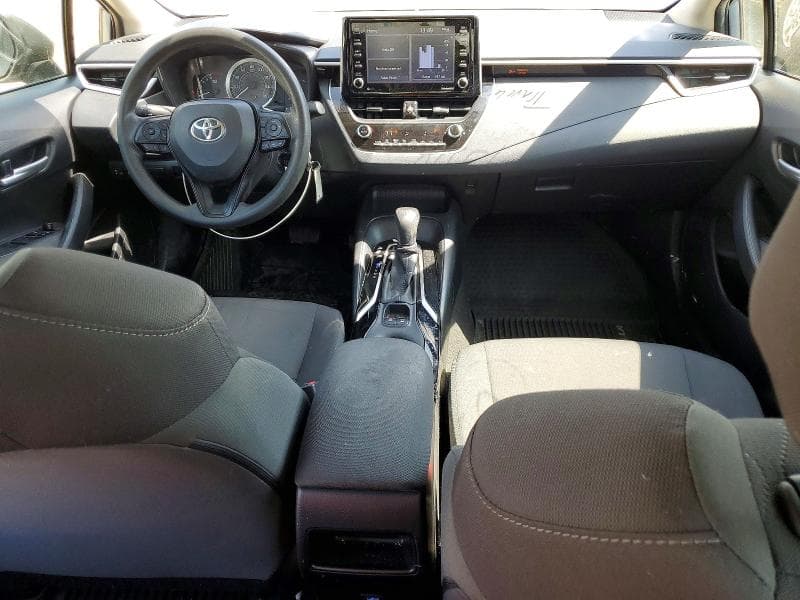 2021 TOYOTA COROLLA LE 8