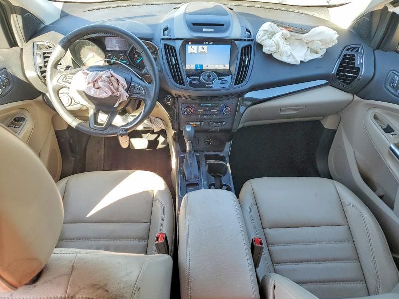 2017 FORD ESCAPE TITANIUM 8
