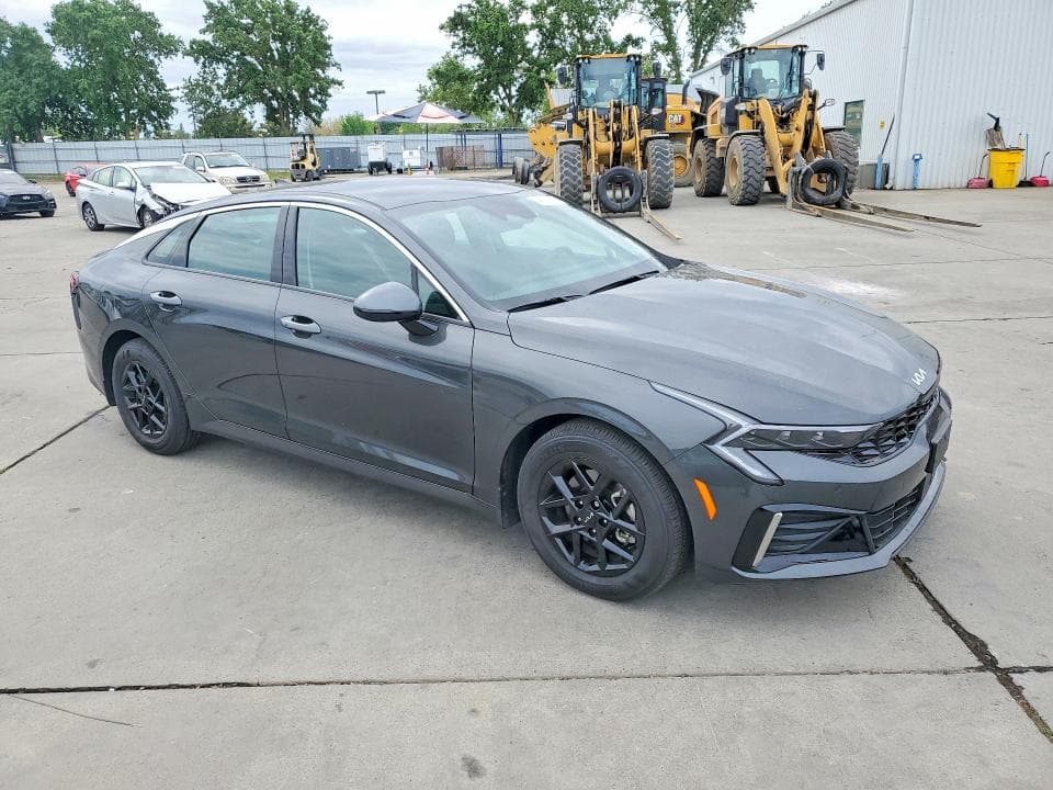 2025 KIA K5 LXS 4