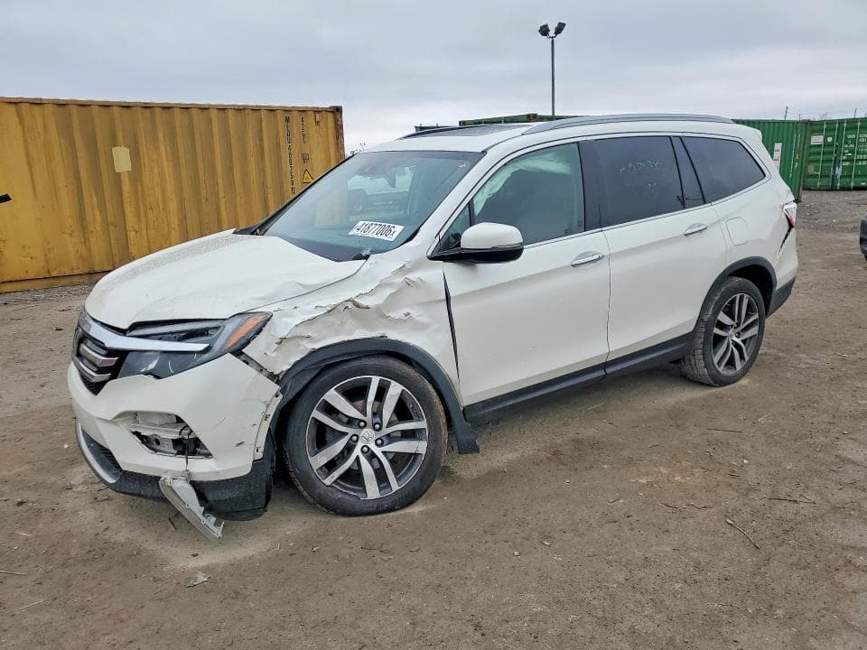2017 HONDA PILOT TOURING - 1