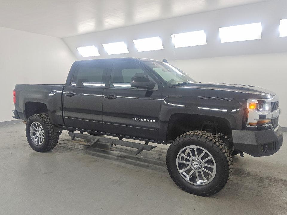 2018 CHEVROLET SILVERADO C1500 LT 4