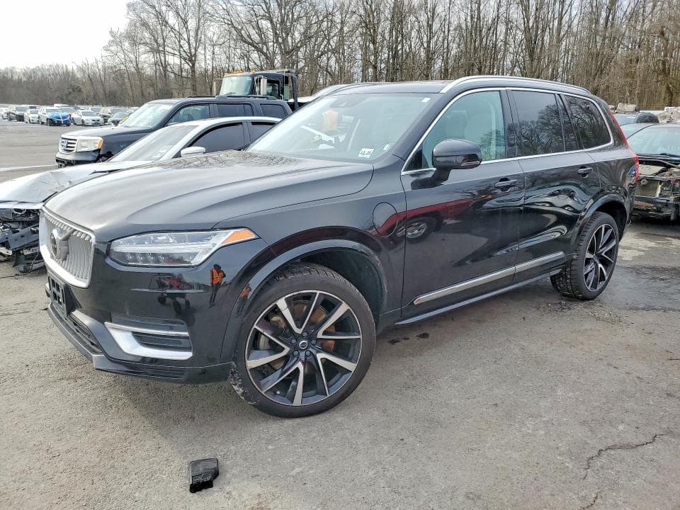 2021 VOLVO XC90 T8 RECHARGE MOMENTUM T8 RECHARGE MOMENTUM - 1