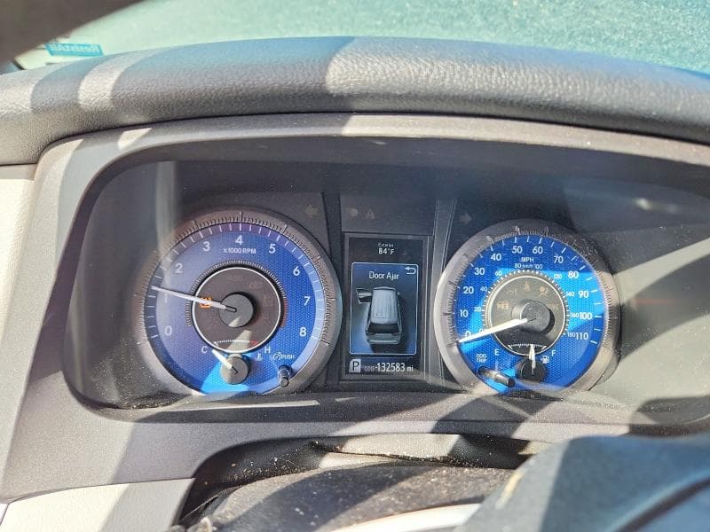 2020 TOYOTA SIENNA LE 8-PASSENGER 9