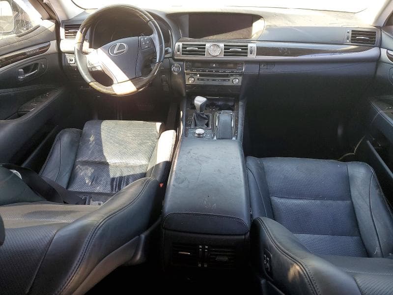 2017 LEXUS LS 460 BASE 8