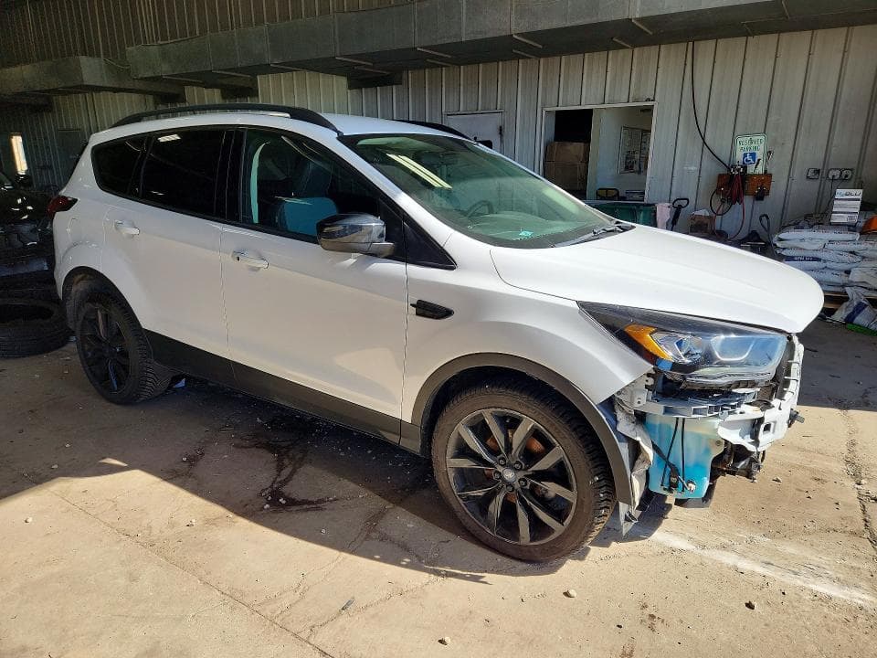2019 FORD ESCAPE SE 4