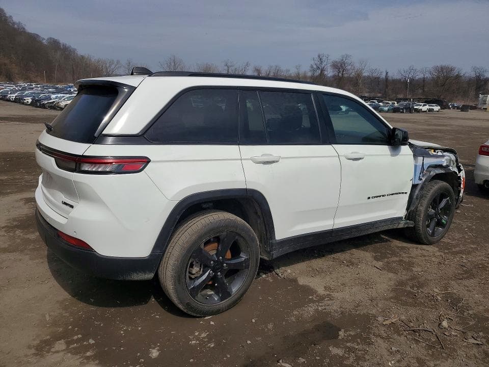 2023 JEEP GRAND CHEROKEE 3